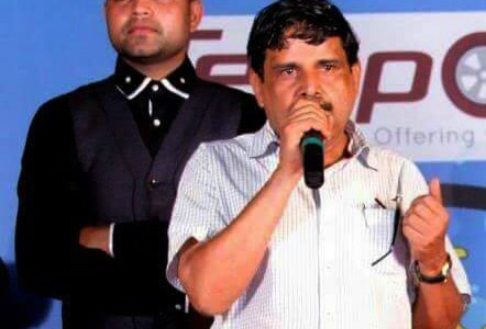 കമ്മ്യൂണിസ്റ്റ് തന്നെ...പക്ഷെ ബാപ്പുവിന്‍റെ പാട്ടിന് പാര്‍ട്ടിയില്ല